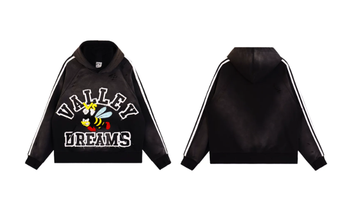 Vale Forever Valley Dreams Bee Graphic Tracksuit Set